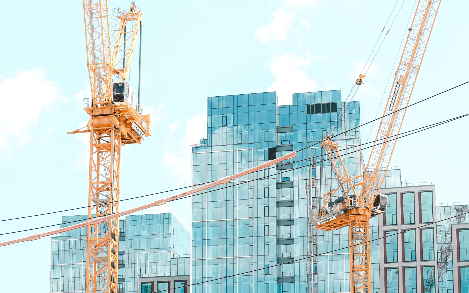 Construction craddle in the middle of a business district